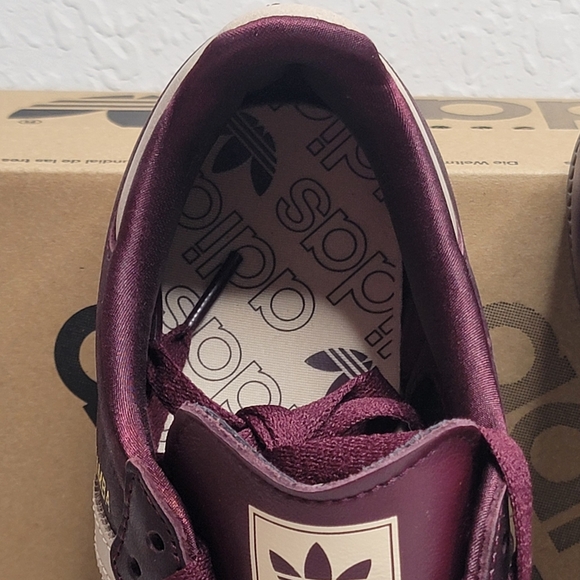 ADIDAS Sambas OG Sneakers In Maroon / Crystal Sand / Gold Metallic NWT 6.5. - Picture 12 of 16